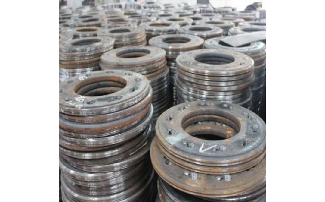 Brida para pilas de tuberías
